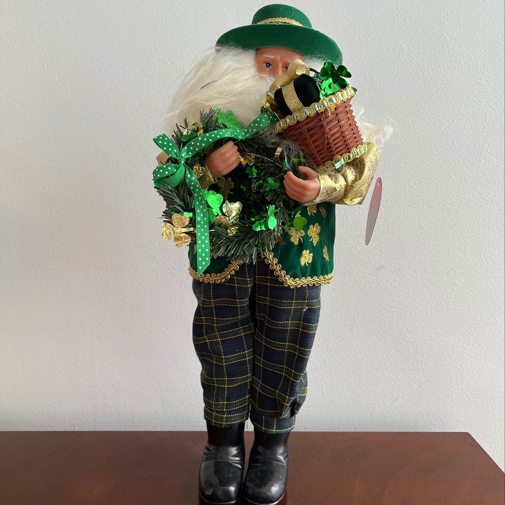 IRISH SANTA